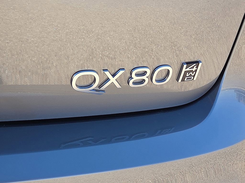 Used 2025 INFINITI QX80 Sensory image 15