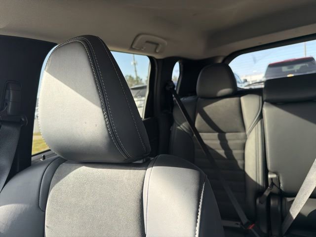 Used 2025 Mitsubishi Outlander SE image 15