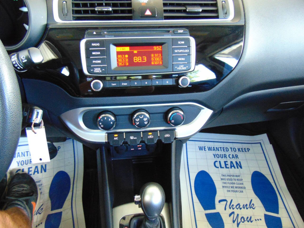 Used 2016 Kia Rio LX w/ Power Package FWD image 13