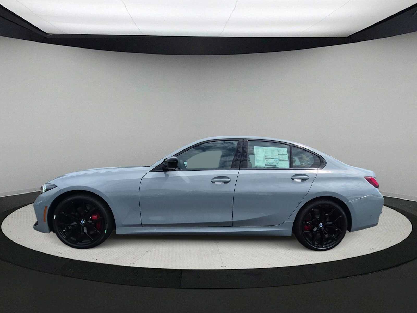 New 2026 BMW 330i Sedan w/ M Sport Package RWD image 5