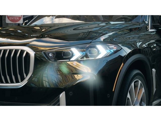 New 2026 BMW X5 xDrive50e w/ Premium Package image 6