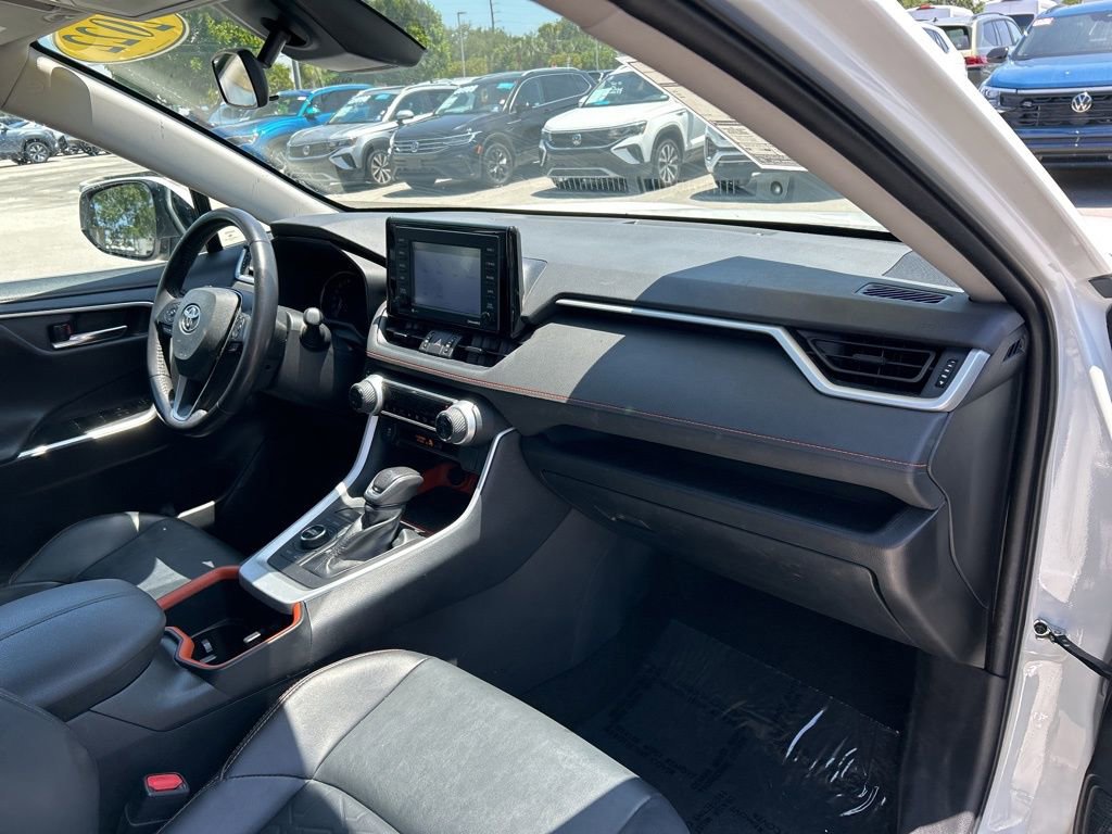 Used 2022 Toyota RAV4 Adventure AWD/4WD image 37