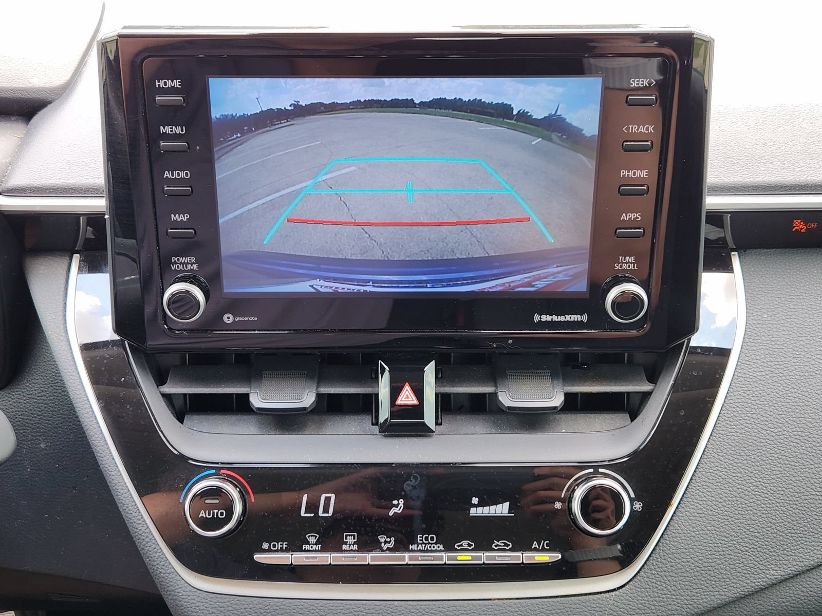 Used 2022 Toyota Corolla LE FWD image 26
