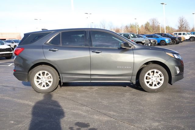 Used 2018 Chevrolet Equinox LS image 3