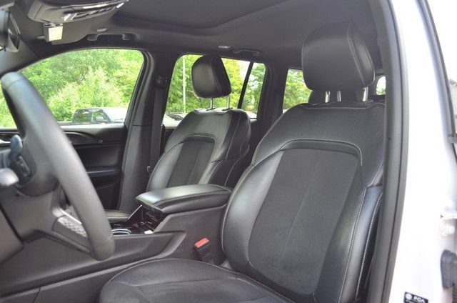 Used 2023 Jeep Grand Cherokee Altitude AWD/4WD image 18