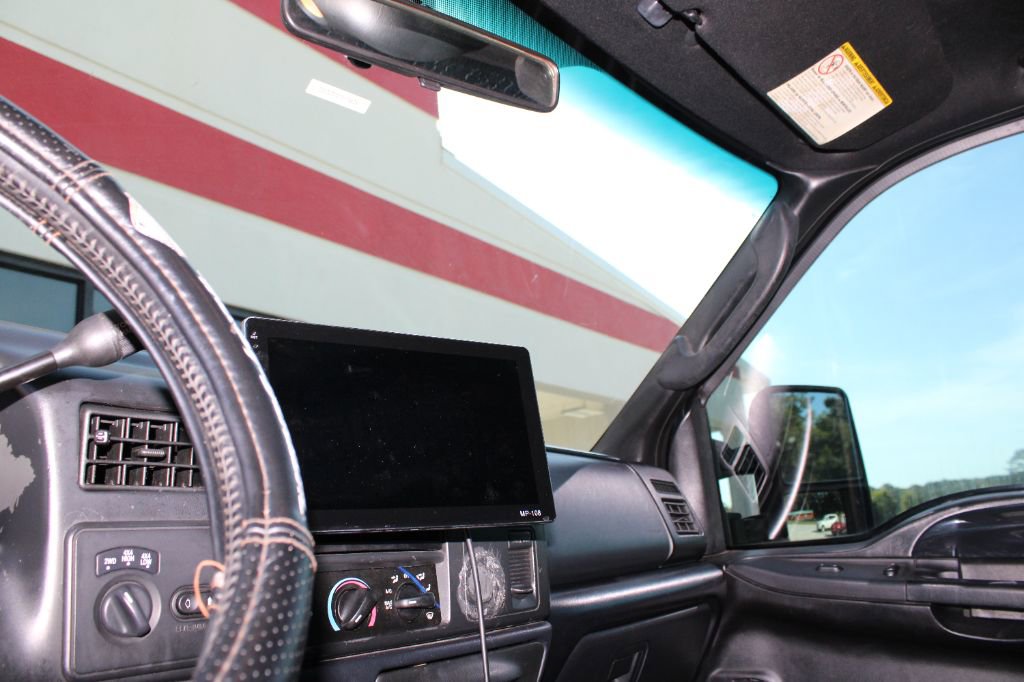 Used 2004 Ford F250 Harley-Davidson AWD/4WD image 11