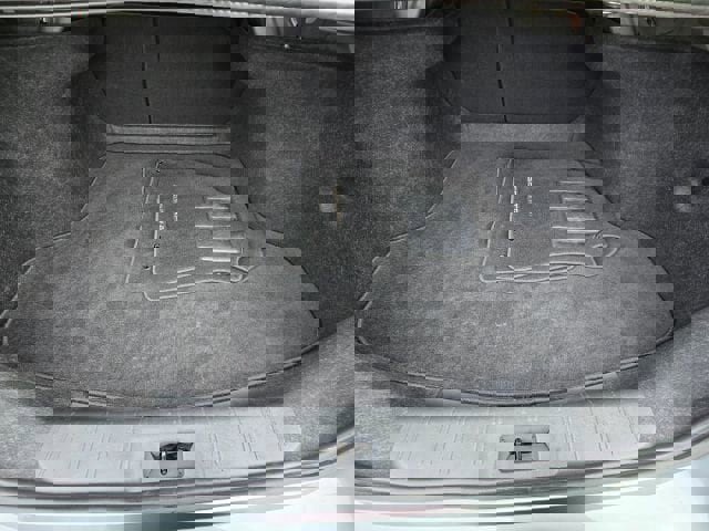 Used 2025 Nissan Sentra SV image 30