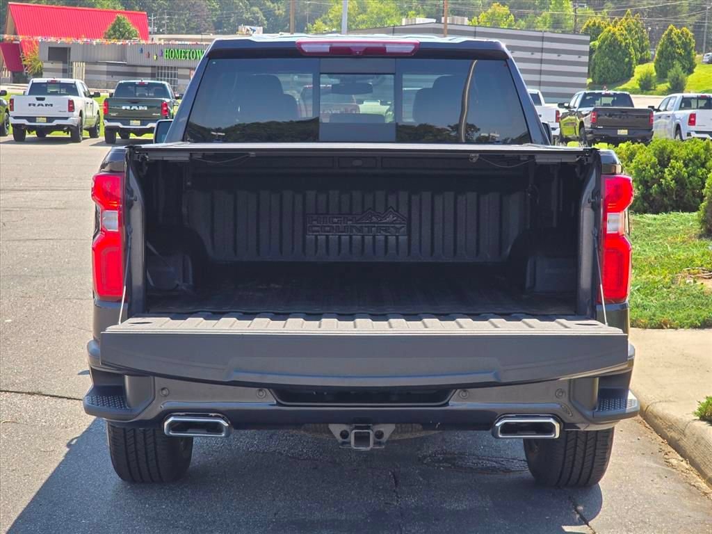 Used 2023 Chevrolet Silverado 1500 High Country w/ Z71 Off-Road Package AWD/4WD image 24