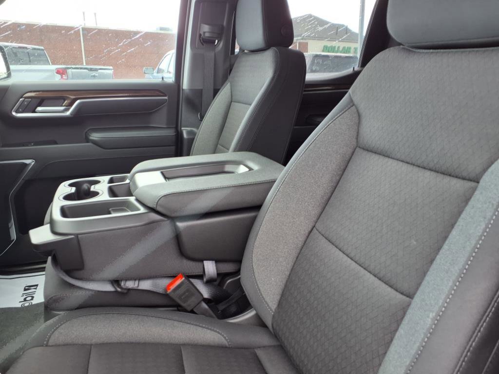 New 2025 Chevrolet Silverado 1500 LT image 4