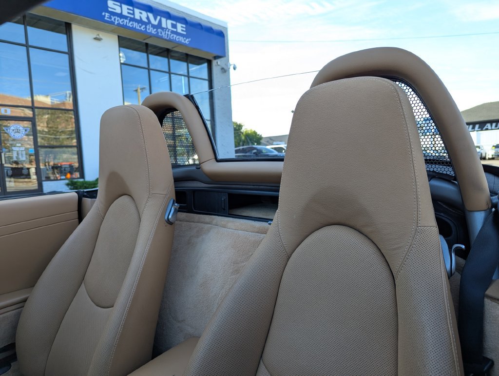 Used 2009 Porsche Boxster RWD image 42