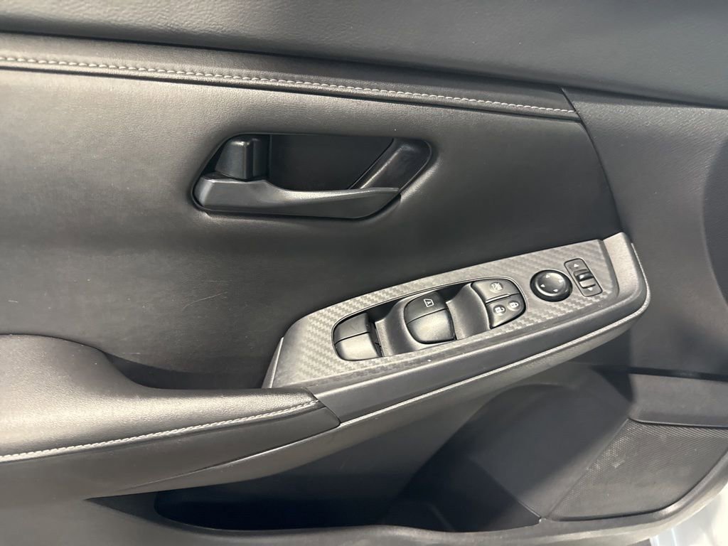 Used 2024 Nissan Sentra S image 25
