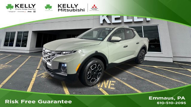 Used 2024 Hyundai Santa Cruz SE AWD/4WD image 1