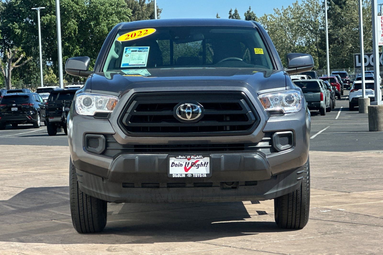 Used 2022 Toyota Tacoma SR AWD/4WD image 10