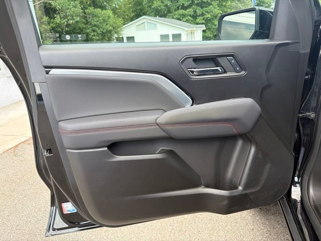 Certified 2024 Chevrolet Colorado Z71 w/ Z71 Convenience Package 2 AWD/4WD image 17