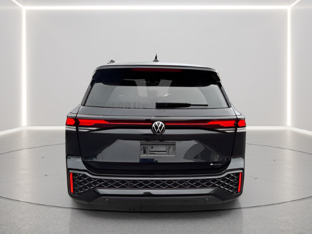 Used 2026 Volkswagen Tiguan SE R-Line AWD/4WD image 8