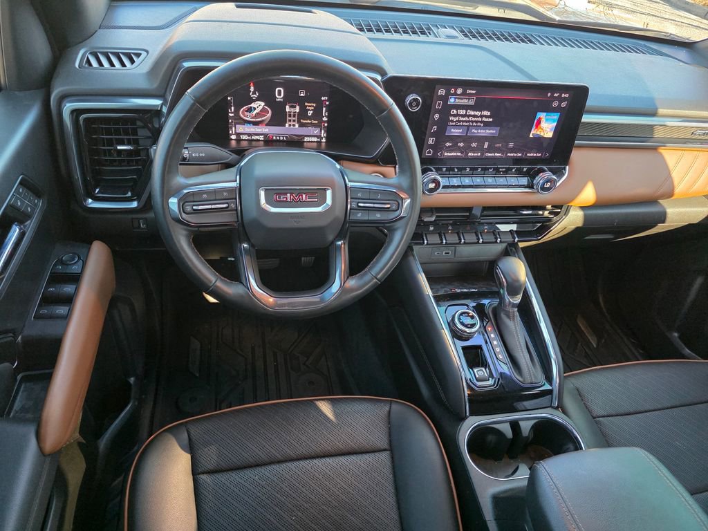 Used 2023 GMC Canyon AT4 w/ AT4 Premium Package image 27