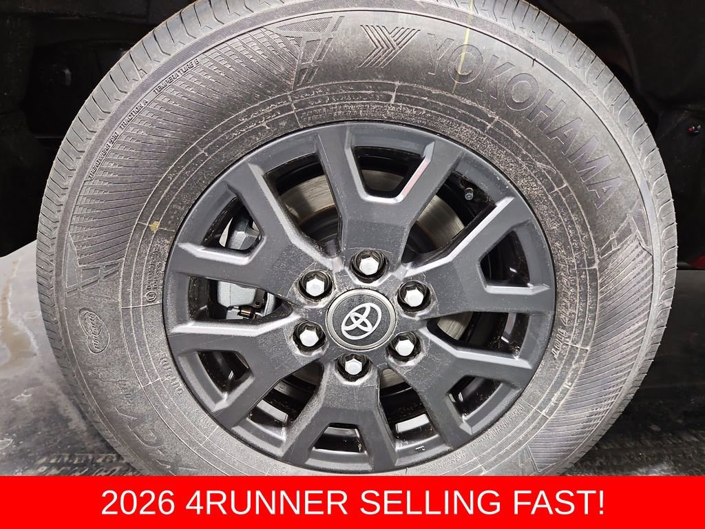 New 2026 Toyota 4Runner SR5 image 7