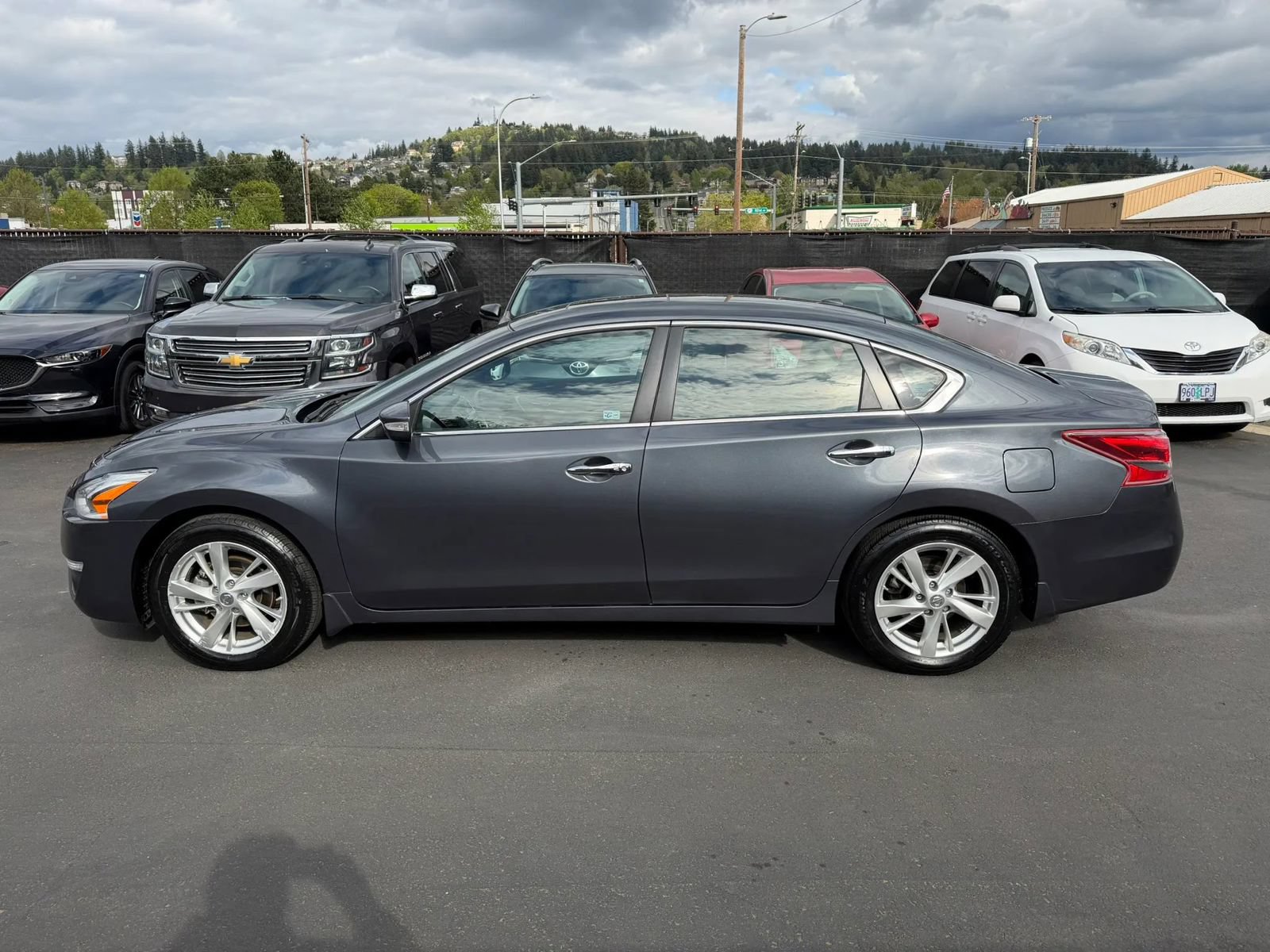 Used 2013 Nissan Altima 2.5 SL FWD image 7