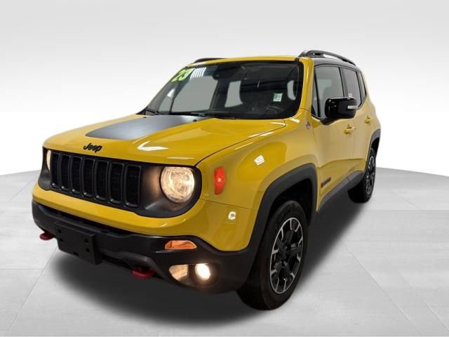 Used 2023 Jeep Renegade Trailhawk AWD/4WD image 2