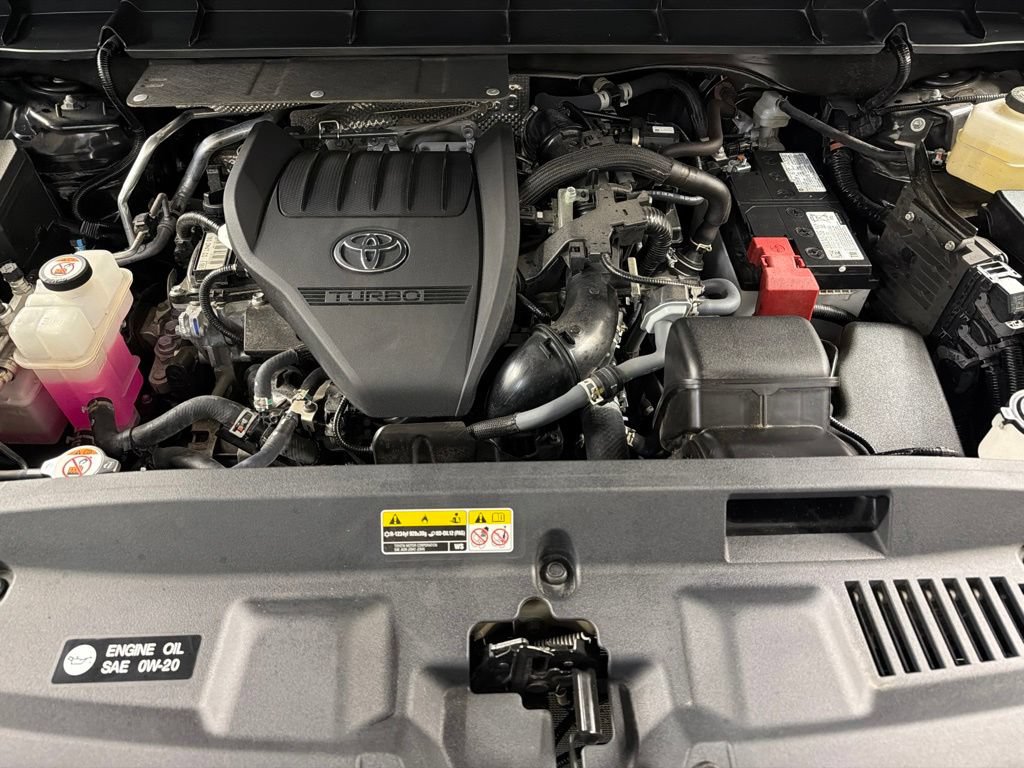 Used 2023 Toyota Highlander XSE AWD/4WD image 37