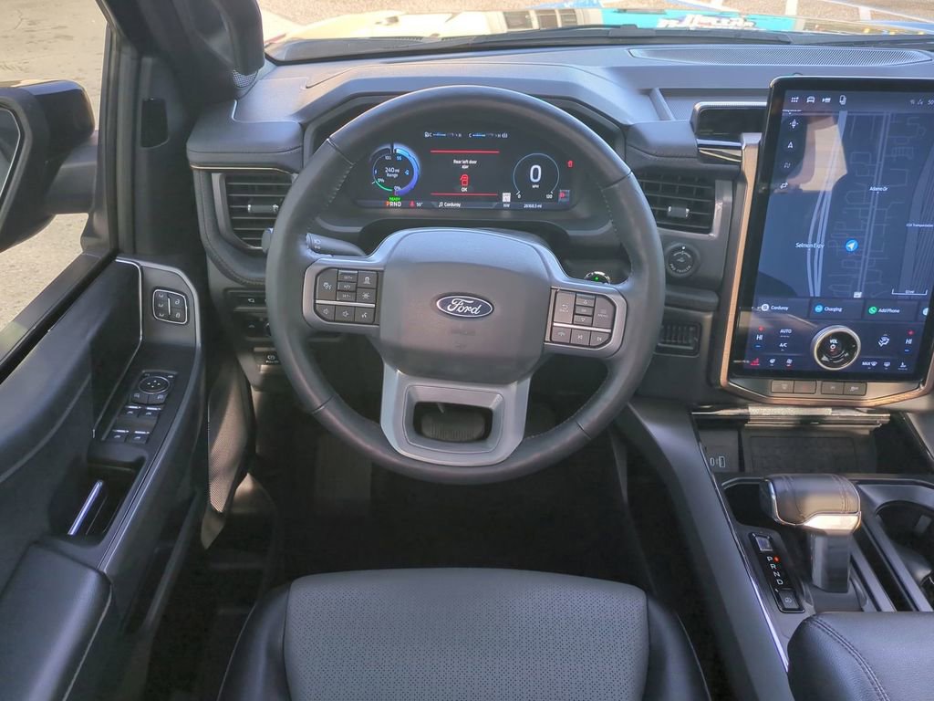 Used 2024 Ford F150 Lightning Lariat image 18