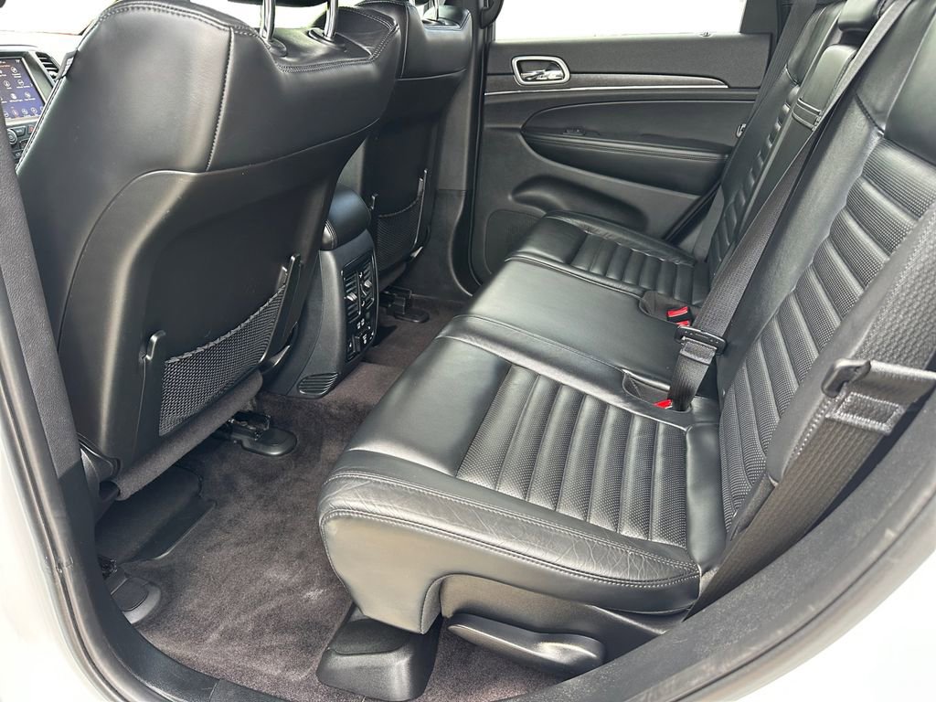 Used 2018 Jeep Grand Cherokee Limited AWD/4WD image 10