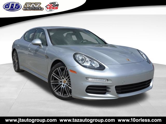 Used 2016 Porsche Panamera RWD image 1
