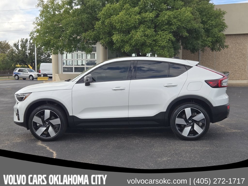 Certified 2023 Volvo C40 P8 Recharge Ultimate AWD/4WD image 3
