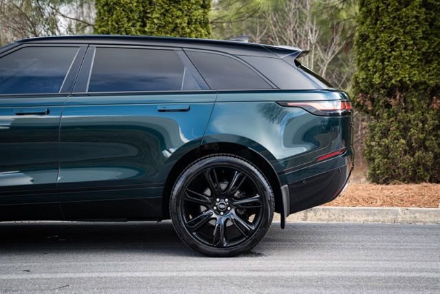 Used 2021 Land Rover Range Rover Velar R-Dynamic S image 10