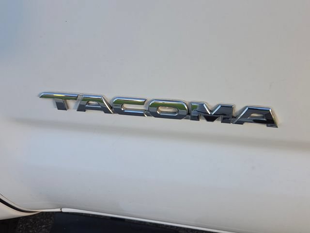 Used 2012 Toyota Tacoma PreRunner w/ TRD Off-Road Pkg RWD image 5