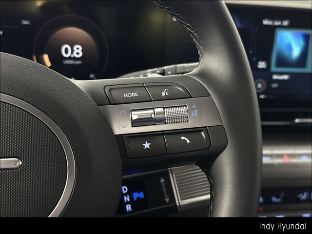 Certified 2025 Hyundai Kona SEL image 31