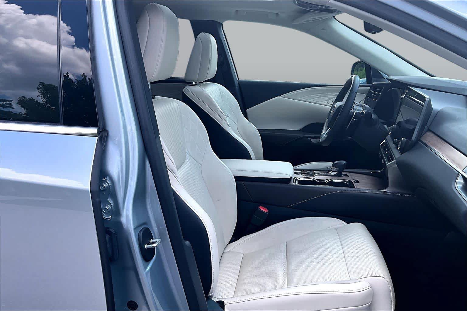 Used 2023 Lexus RX 350 FWD w/ Accessory Package (Z1) image 8