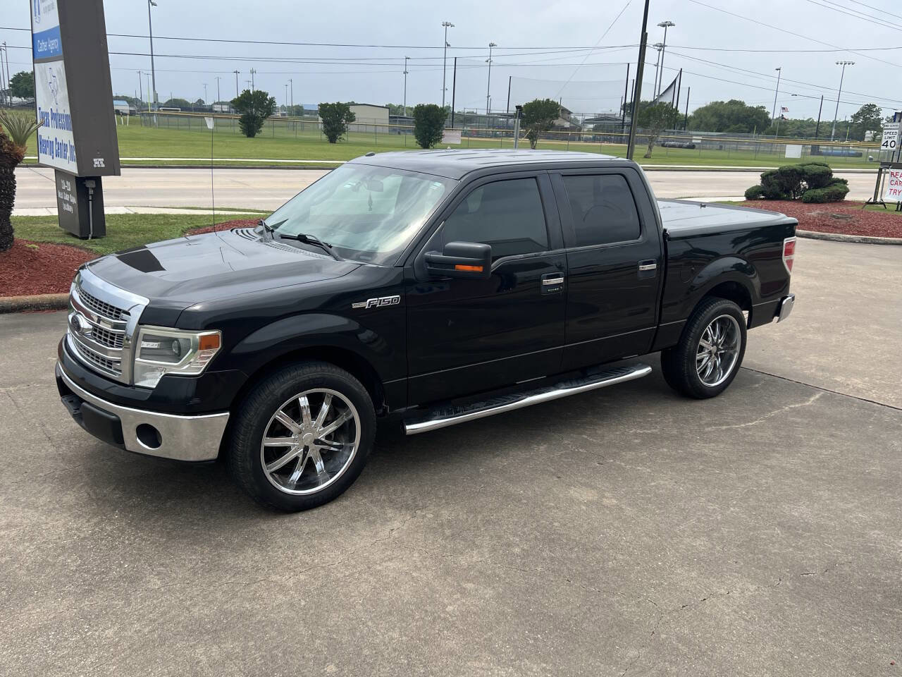 Used 2014 Ford F150 XLT w/ Equipment Group 302A Luxury