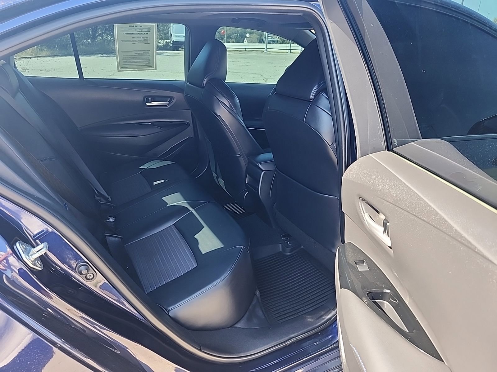 Used 2020 Toyota Corolla XSE image 21