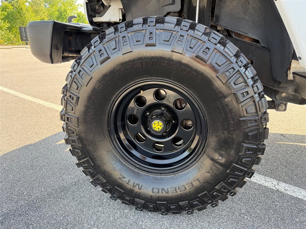 Used 2018 Jeep Wrangler Unlimited Sahara image 12