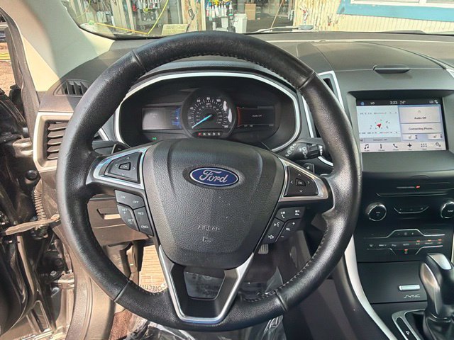Used 2016 Ford Edge SEL w/ Equipment Group 201A AWD/4WD image 19