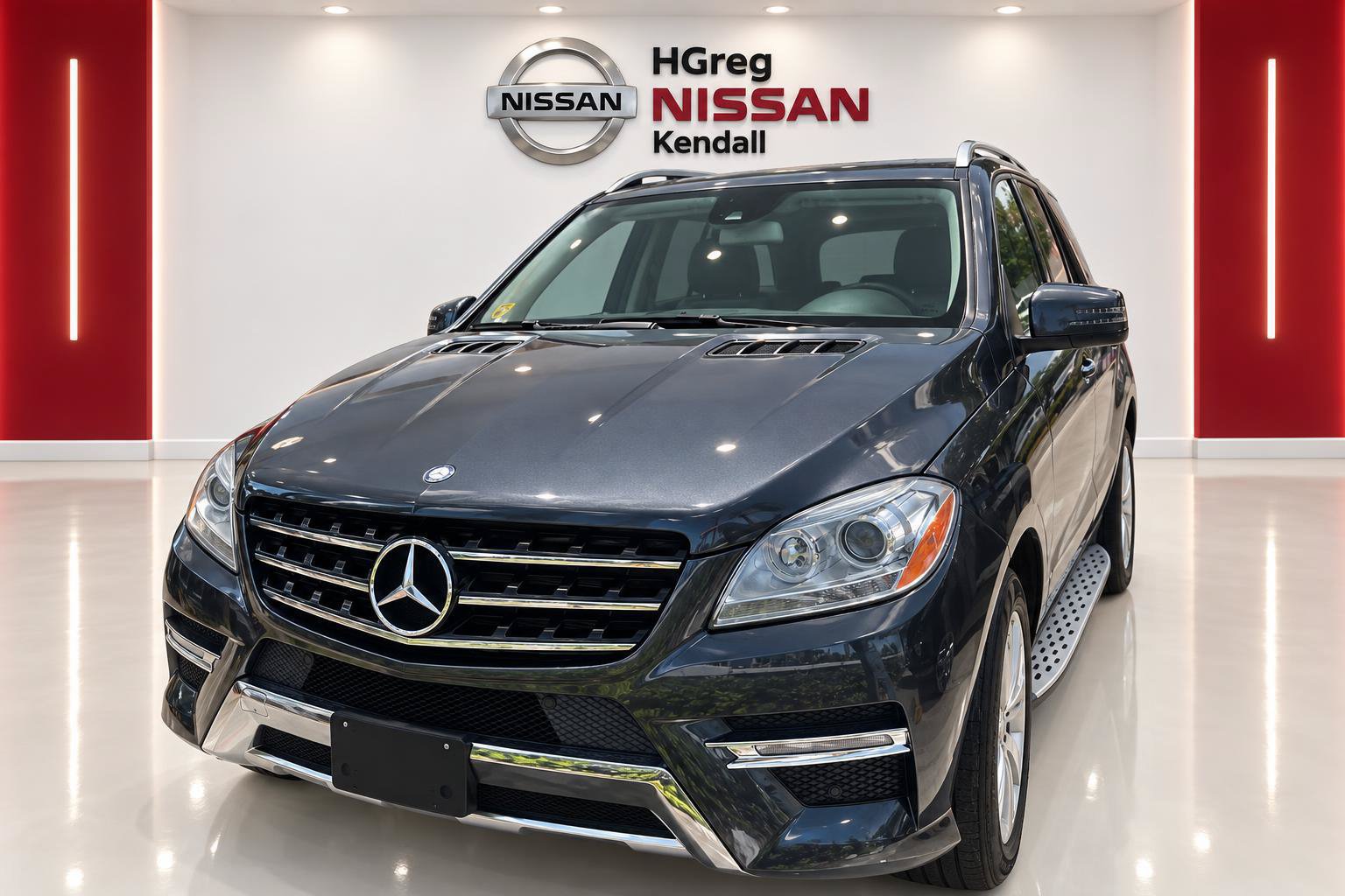 Used 2015 Mercedes-Benz ML 400 4MATIC image 4