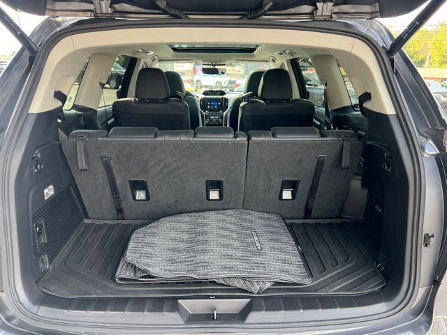 Used 2022 Subaru Ascent Limited w/ Technology Package AWD/4WD image 10