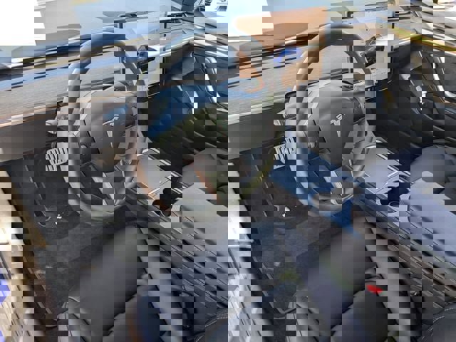 Used 2023 Tesla Model 3 Performance image 27