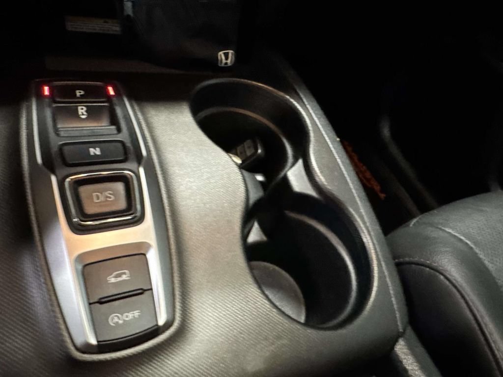 Used 2022 Honda Pilot TrailSport image 28