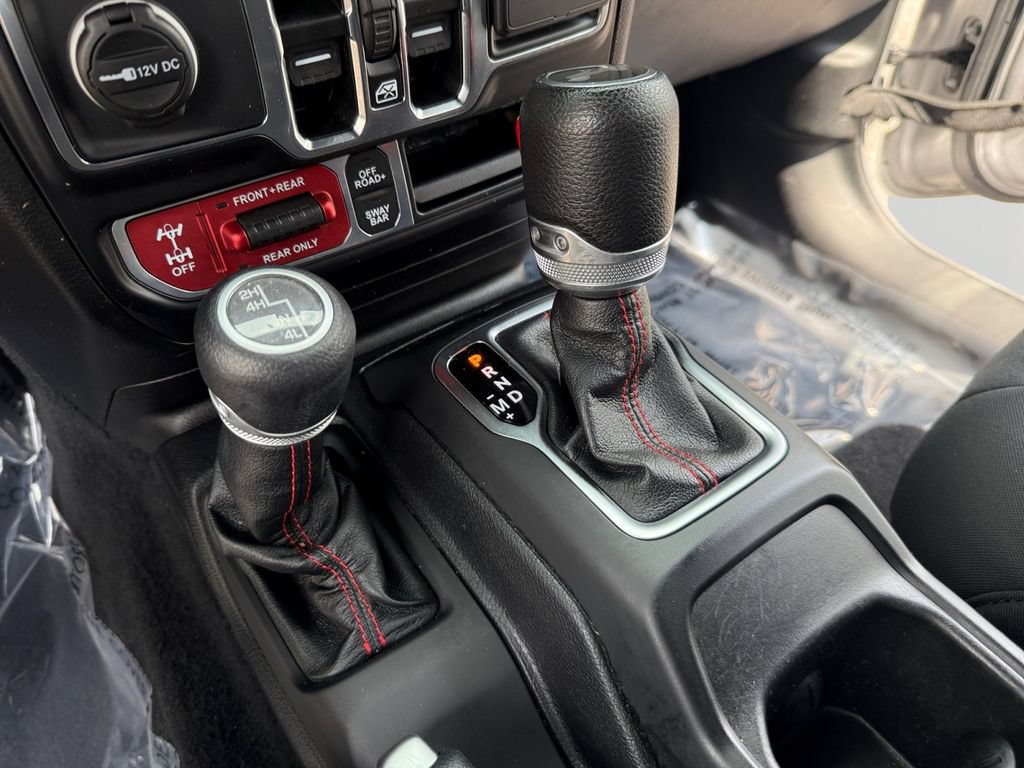 Used 2021 Jeep Wrangler Unlimited Rubicon AWD/4WD image 19