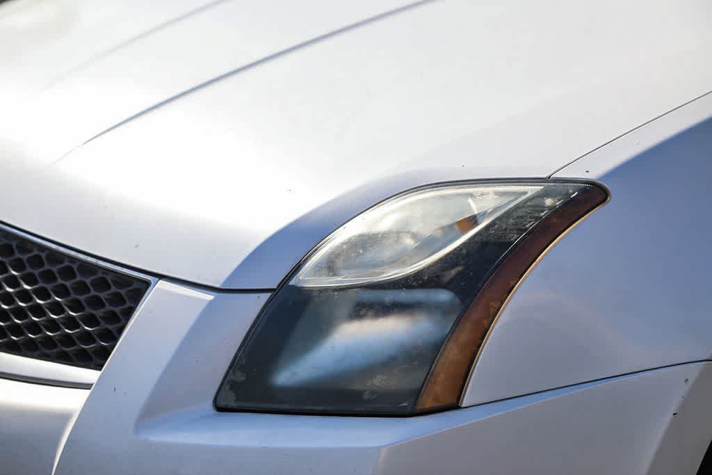Used 2012 Nissan Sentra 2.0 SR w/ Special Edition Pkg FWD image 7