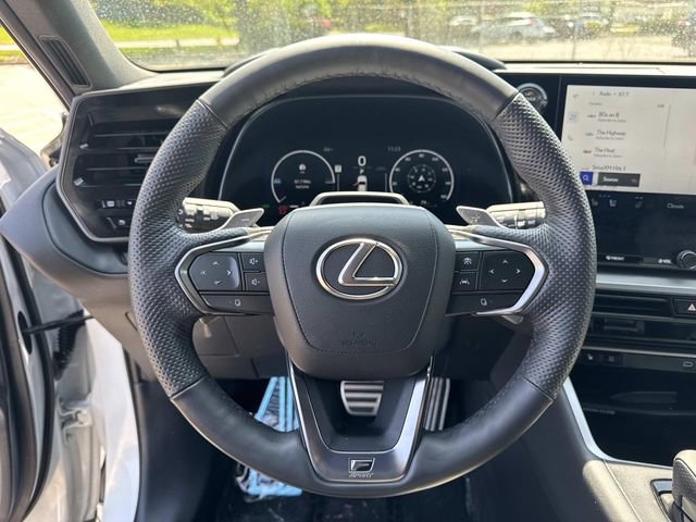 Certified 2025 Lexus TX 500h AWD image 29