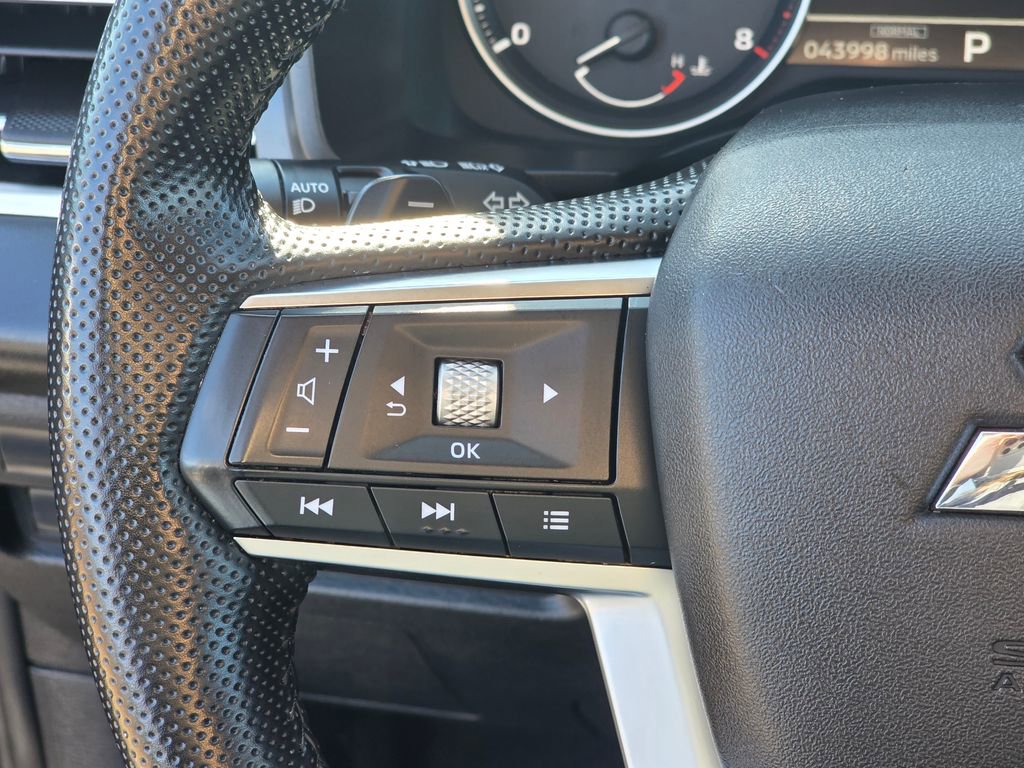 Used 2024 Mitsubishi Outlander SE image 18