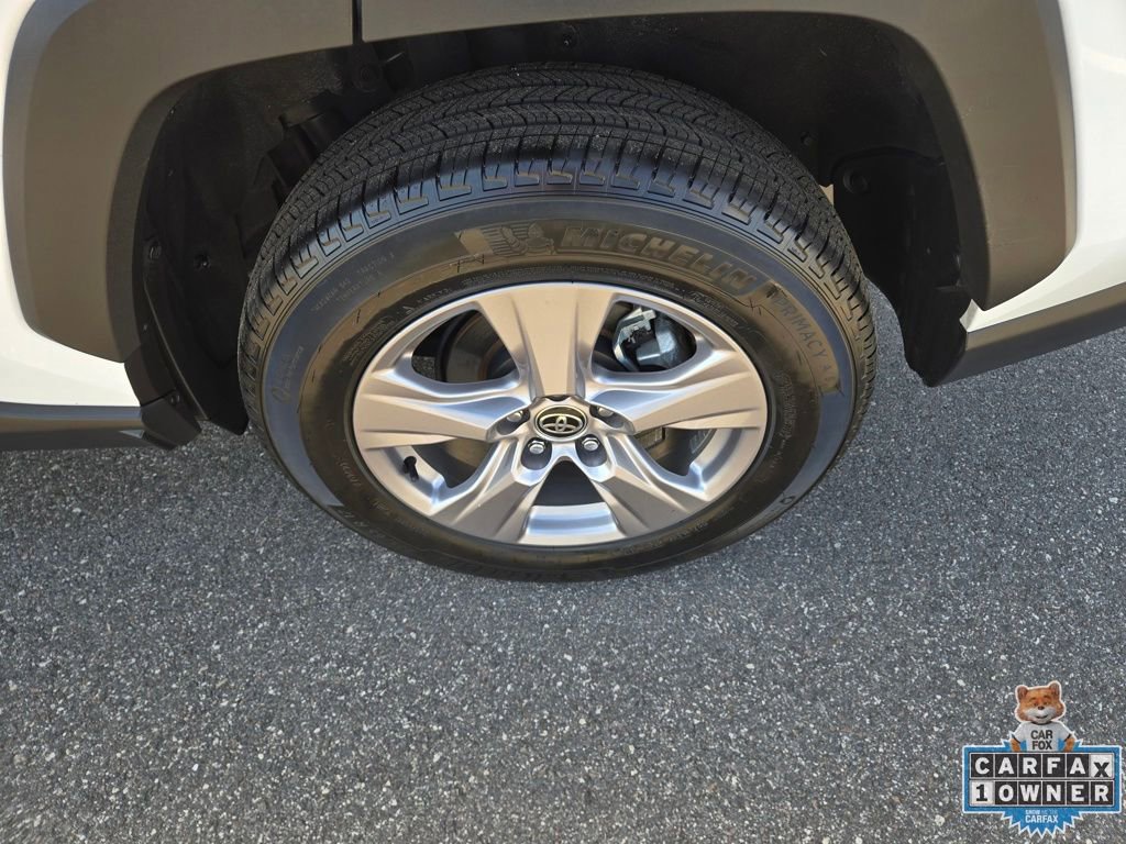Used 2025 Toyota RAV4 XLE image 12