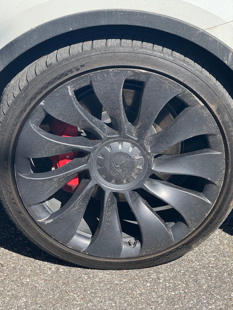 Used 2022 Tesla Model Y Performance image 6