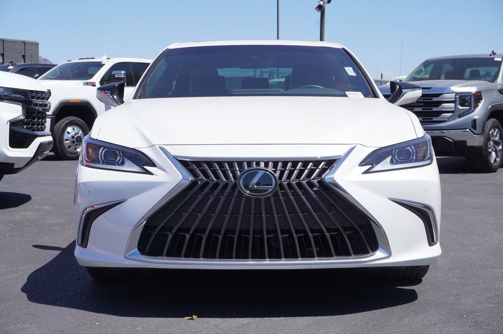 Used 2024 Lexus ES 300h w/ Premium Package image 5