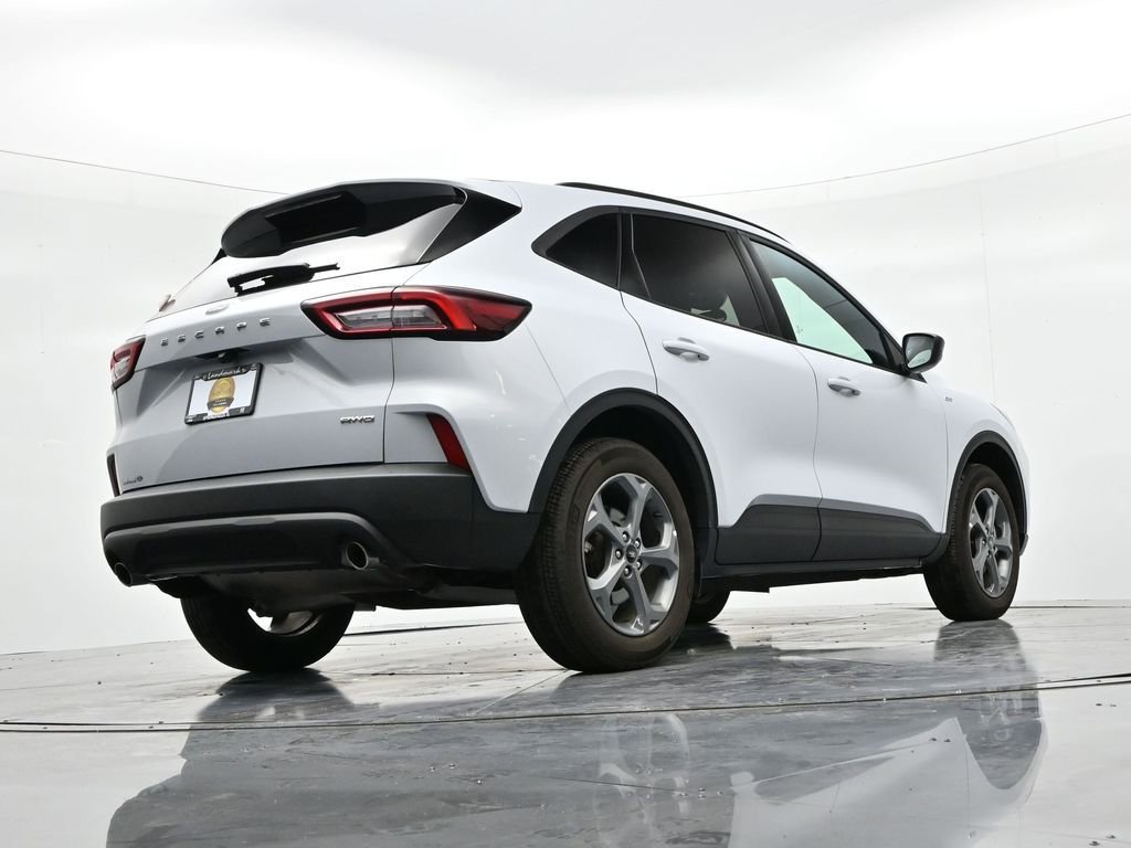 Used 2025 Ford Escape ST-Line image 22