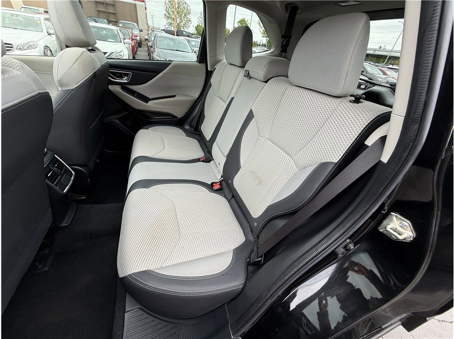 Used 2020 Subaru Forester Premium image 33