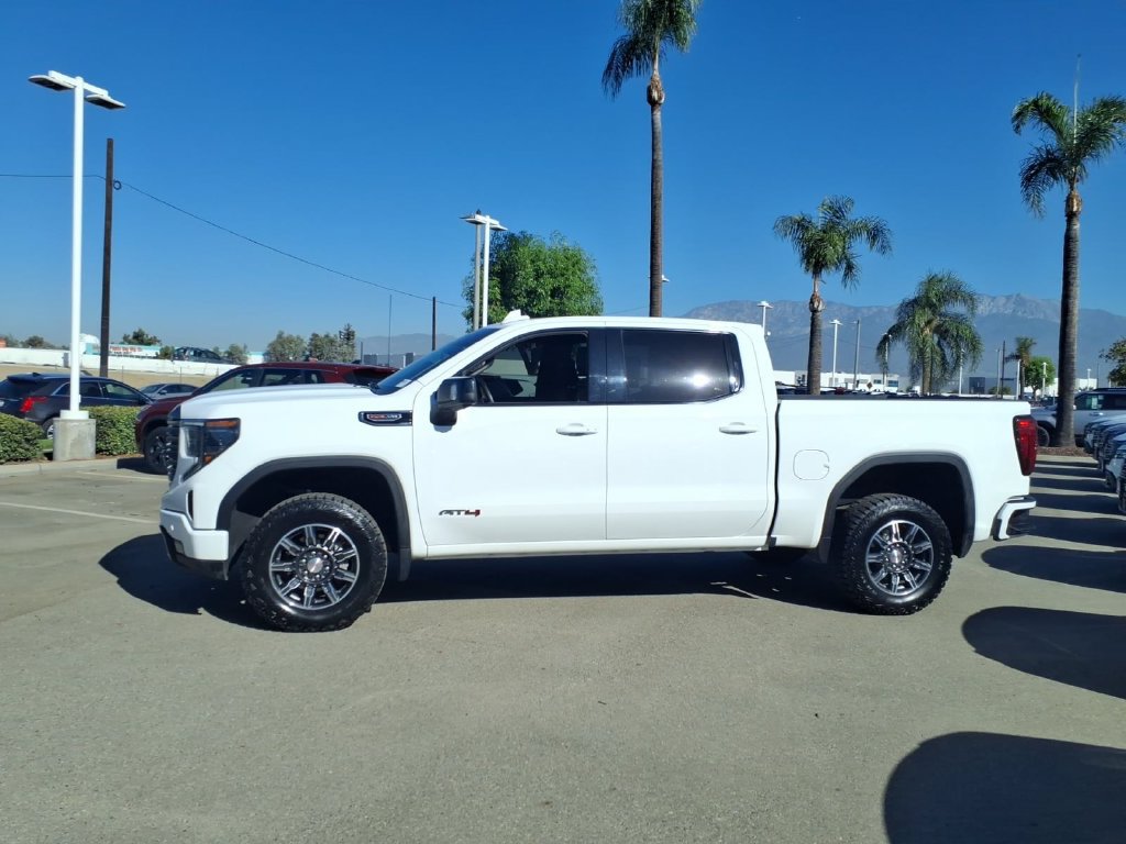 Used 2025 GMC Sierra 1500 AT4 AWD/4WD image 7